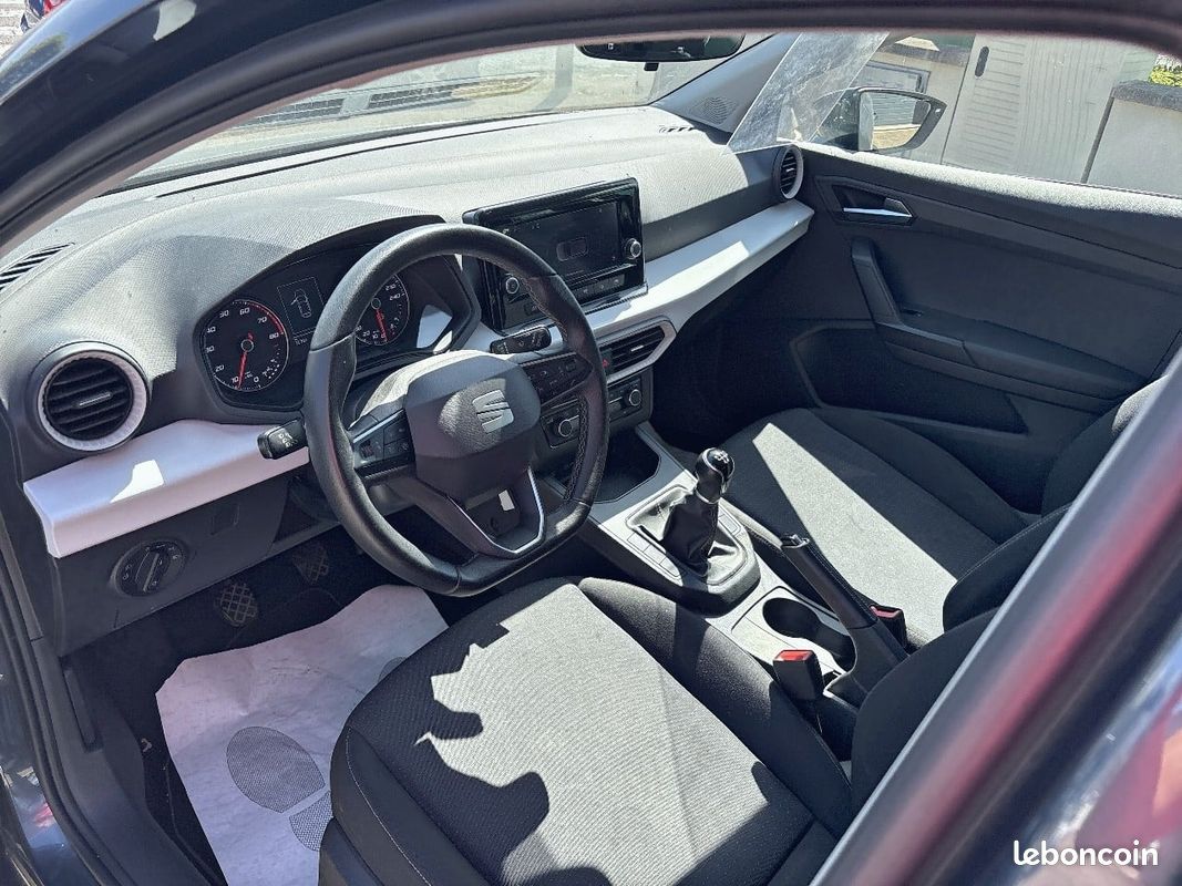 SEAT Ibiza 1.0 TSI 95 ch S/S BVM5 Copa (image 21)