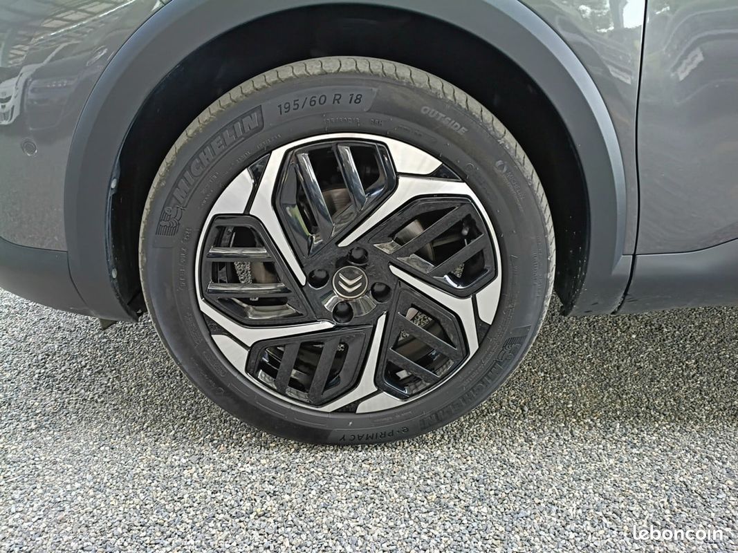 CITROEN C4 BlueHDi 130 S&S EAT8 Shine (image 9)