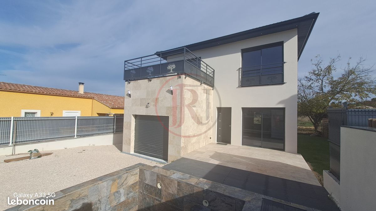 Maison 4 pièces 118 m² · à Saint-Privat-des-Vieux · 118 m² · 320 000 €