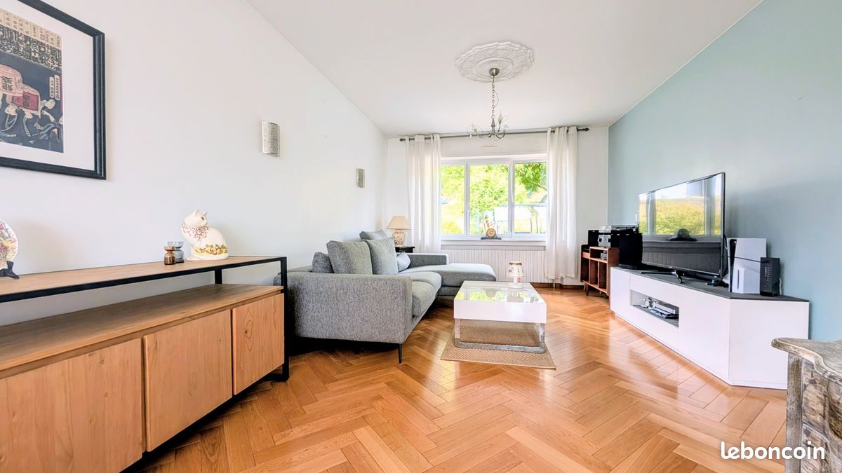Maison 6 pièces 193 m² · à Clouange · 193 m² · 396 000 €
