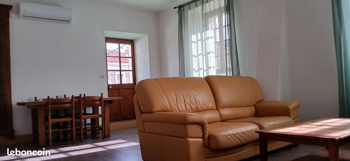 Appartement 3 pièces 80 m² · à Viggianello · 80 m² · 550 €/mois