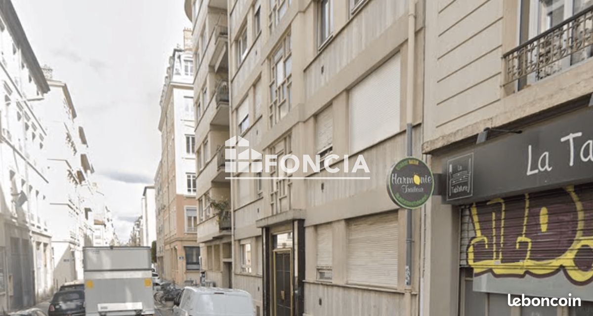 Parking · à Lyon · 96 €/mois