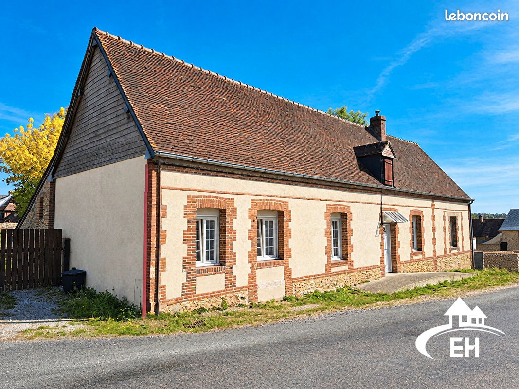 Maison 4 pièces 105 m² · à L'Aigle · 105 m² · 76 000 €