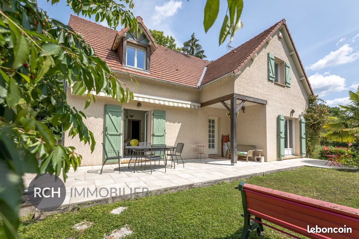 Maison 8 pièces 185 m² · à Beynes · 185 m² · 549 000 €