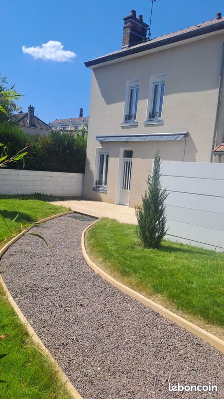 Maison 5 pièces 120 m² · à Sainte-Savine · 120 m² · 258 000 €