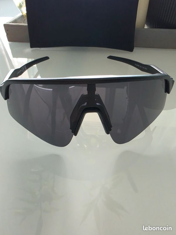 Lunettes Solaires Sport neuves (image 5)