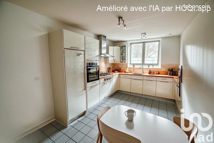 https://img.leboncoin.fr/api/v1/lbcpb1/images/3a/6a/73/3a6a73be5a1d3e571f3a1659c64ecdf860fe2e2b.jpg?rule=ad-image