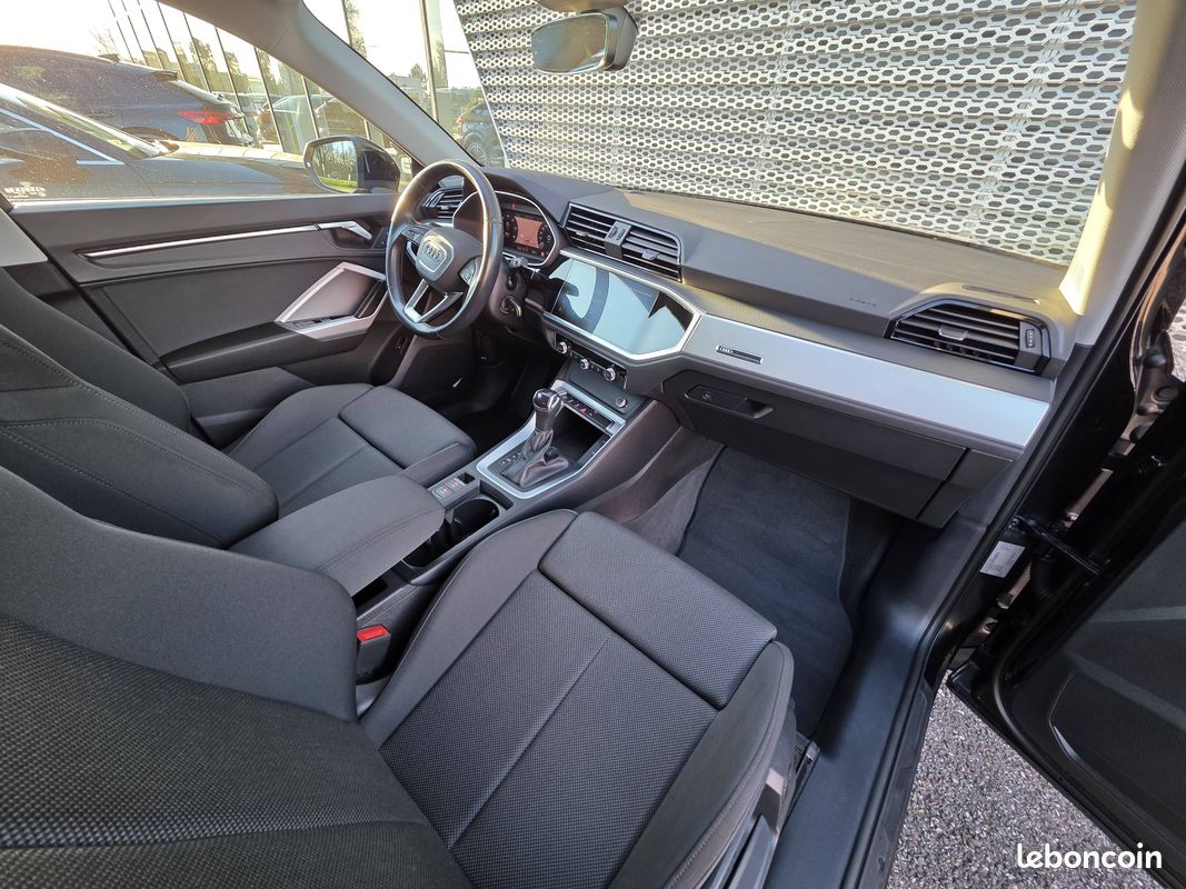 AUDI Q3 35 TDI 150 ch S tronic 7 Advanced (image 9)