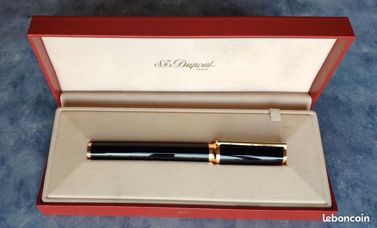 Stylo Plume ST Dupont Montparnasse - Laque De Chine Rouge - Plume Or 18K - Occasion