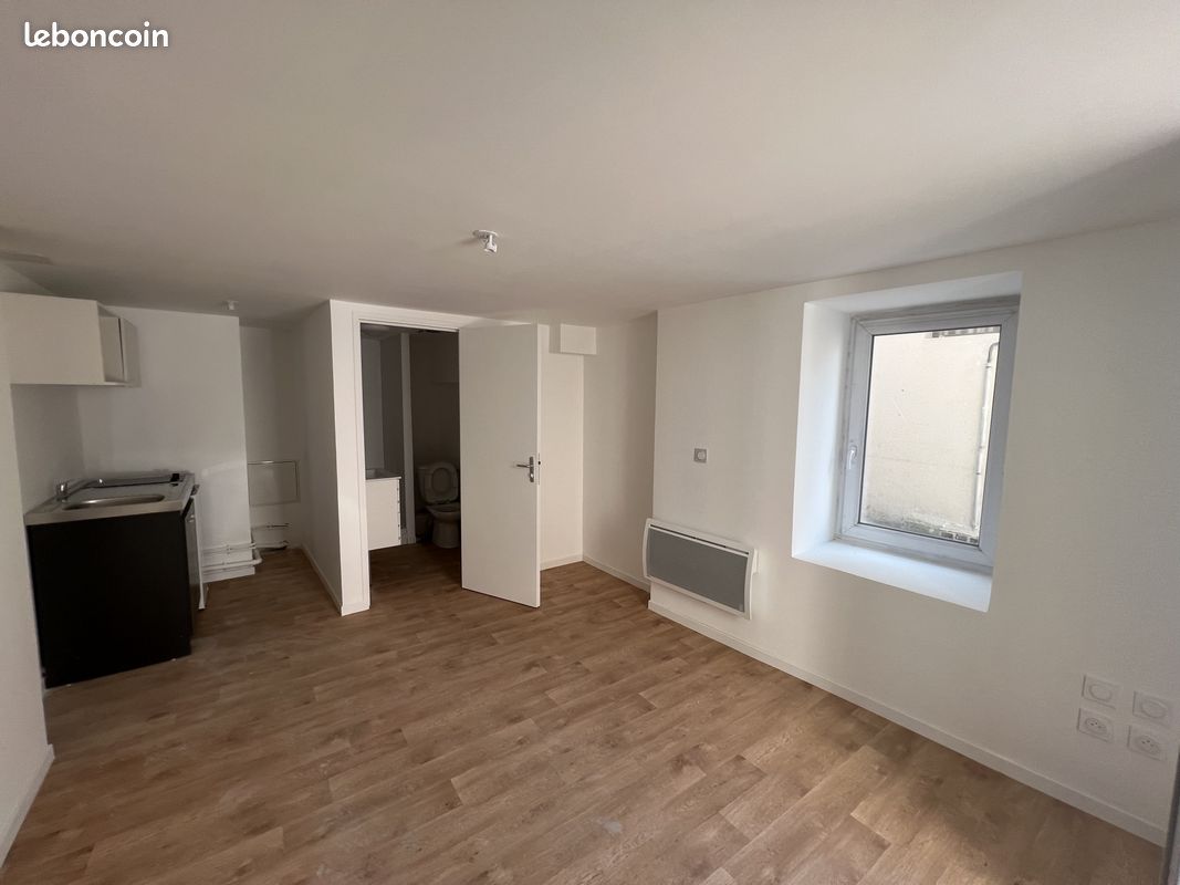 Studio 1 pièce 19 m² - Châtellerault 86100 (image 3)