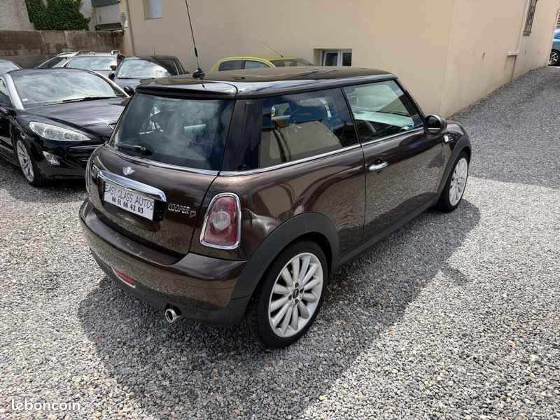Mini COOPER D 1.6 D 110ch BOÎTE AUTO RADAR AR/CLIM AUTO/FEUX AUTO/JA (image 2)