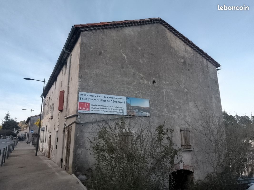Bâtisse de 500 M2 (image 2)