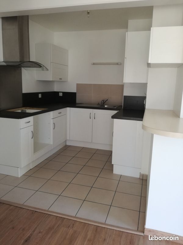 Appartement 3 pièces 61 m² · à Reims · 60,8 m² · 813 €/mois