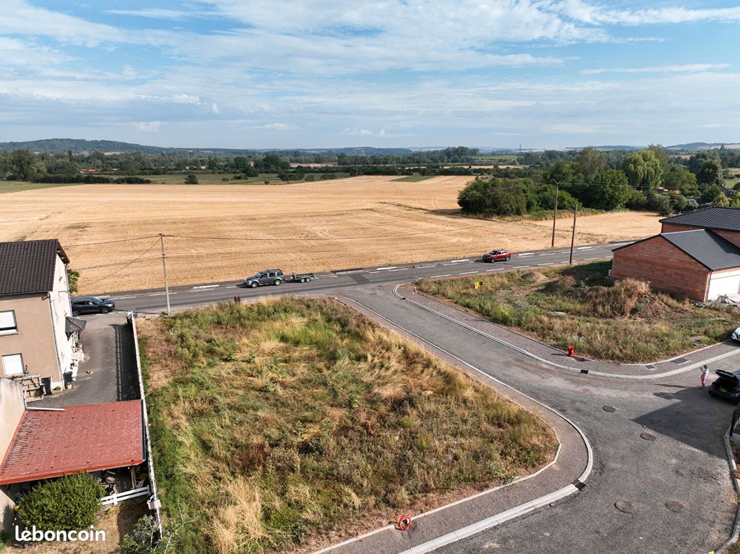 Terrain 735 m² · à Koenigsmacker · 735 m² · 215 000 €