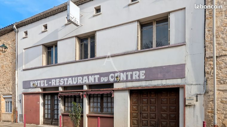 Maison 15 pièces 380 m²
