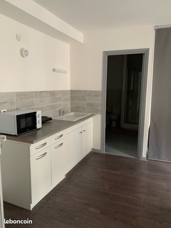 Appartement 1 pièce 25 m² · à Confolens · 25 m² · 375 €