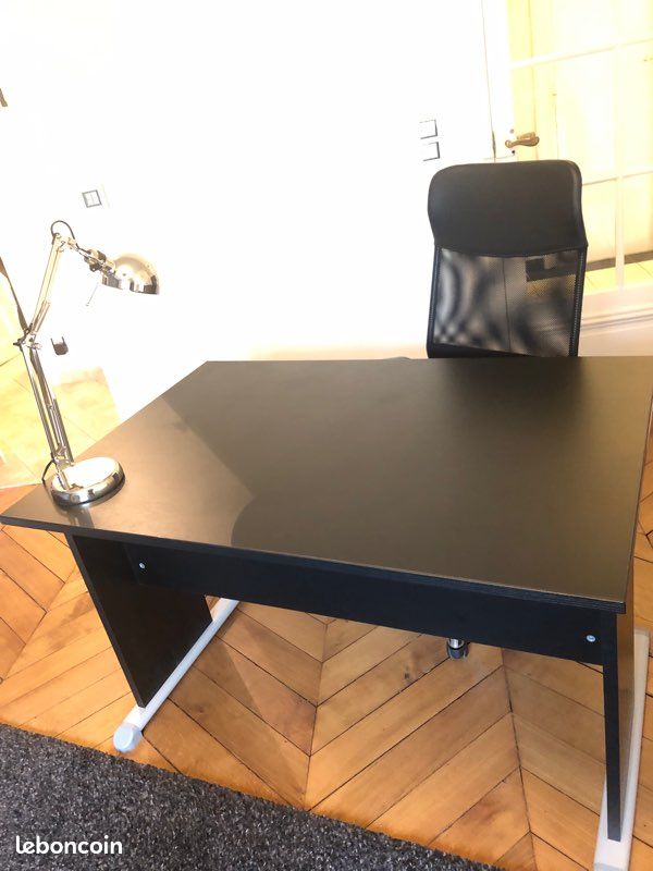 Bureau + lampe de bureau (image 2)