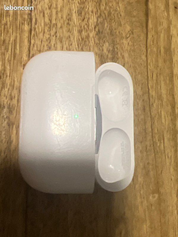 Boitier de charge Air Pod Pro - Accessoires tlphone & Objets connects