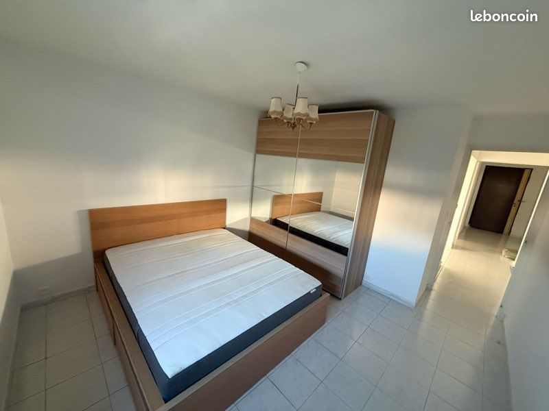 Appartement 4 pièces 94 m² · à Marseille · 94 m² · 590 €/mois