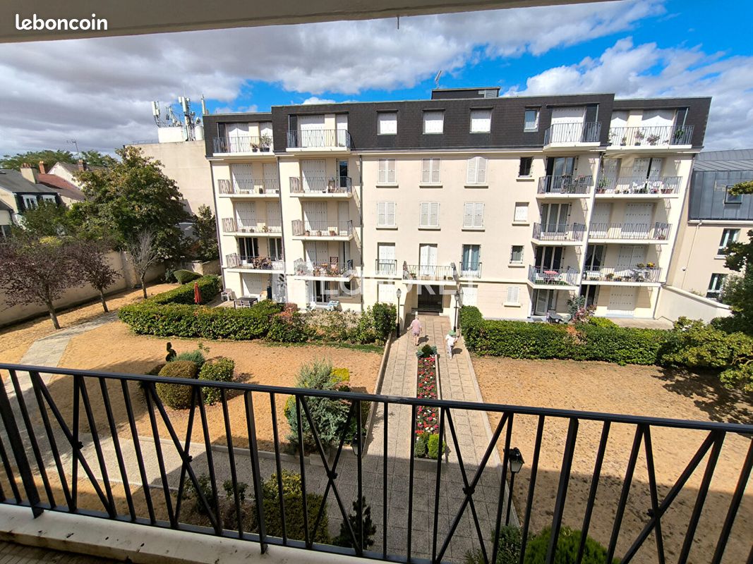 Appartement 3 pièces 65 m² · à Mantes-la-Jolie · 65 m² · 240 000 €