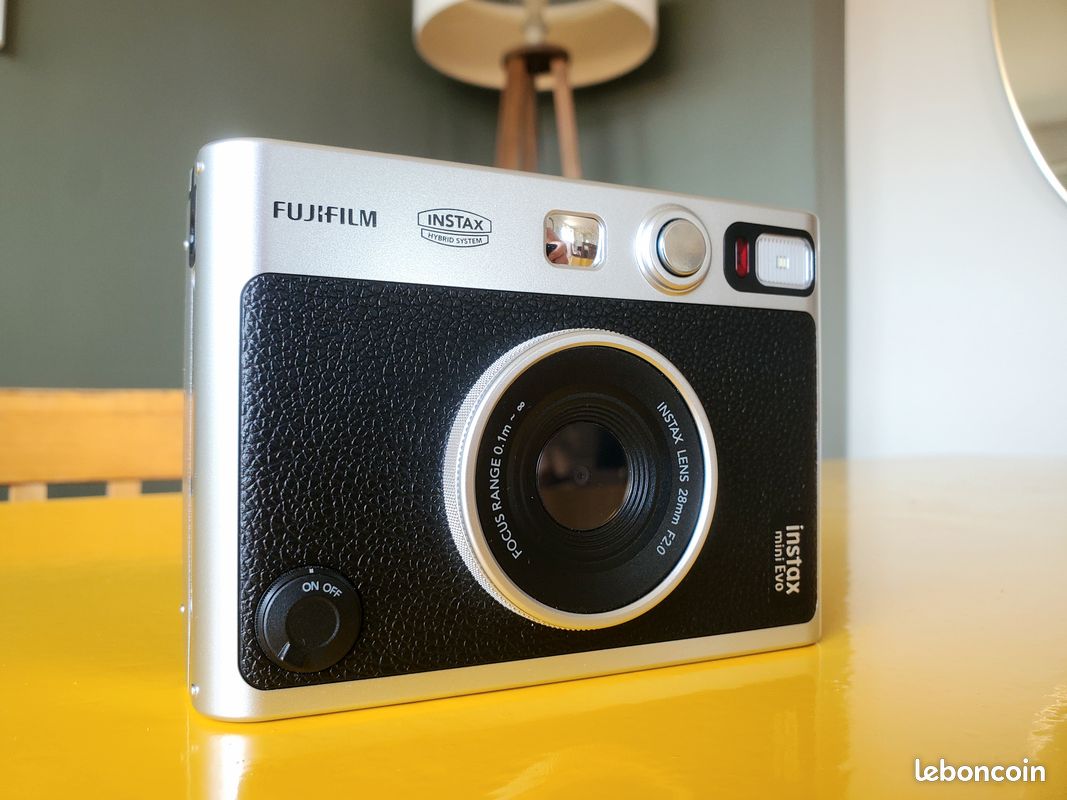 Appareil photo instantané Instax Mini Evo (image 2)