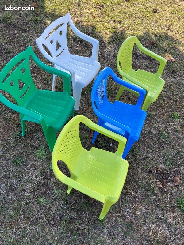 Lot 5 chaises enfant (image 5)