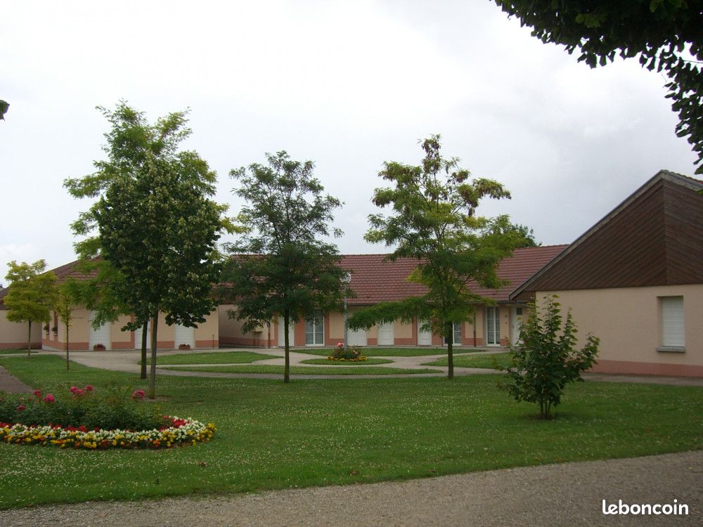 Maison 2 pièces 53 m² · à Ossey-les-Trois-Maisons · 53 m² · 397 €/mois