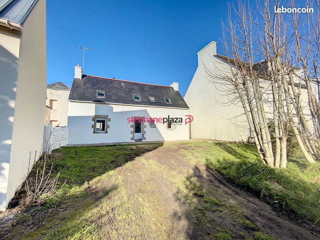 Maison 5 pièces 90 m² · à Plonéour-Lanvern · 90 m² · 1 000 €/mois