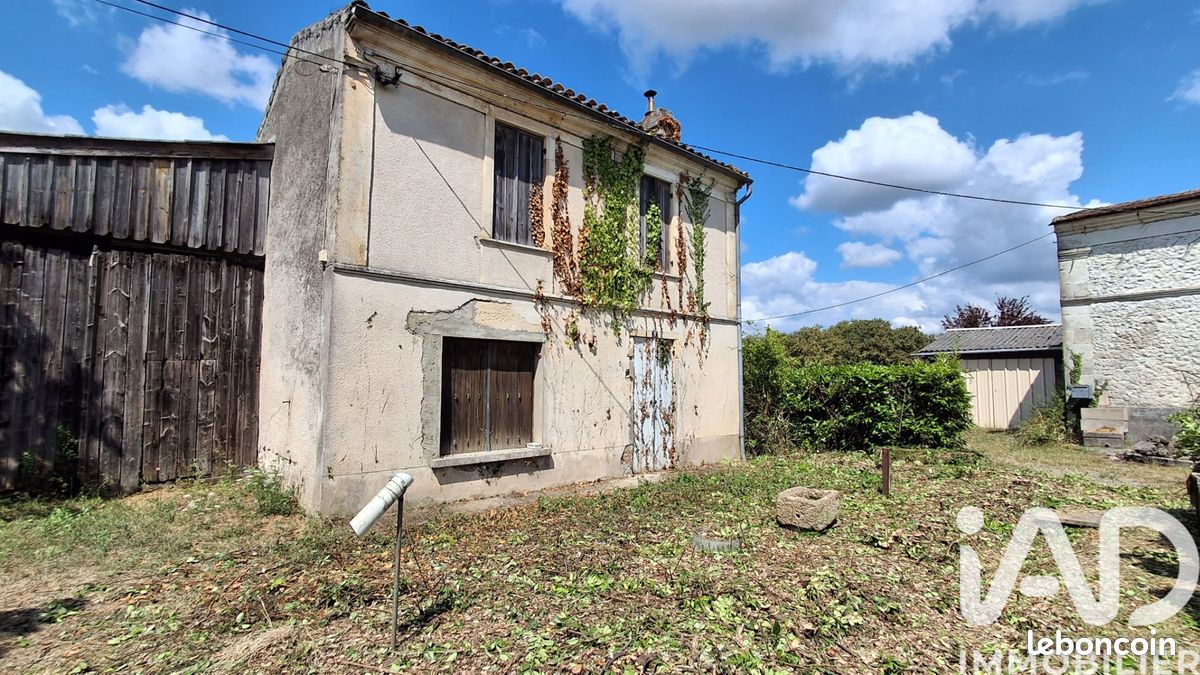 Maison 5 pièces 82 m² · à Loupiac · 82 m² · 56 000 €