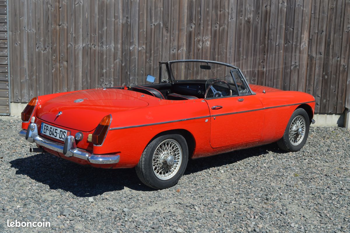 MG B 1974 - Reprise possible (image 2)