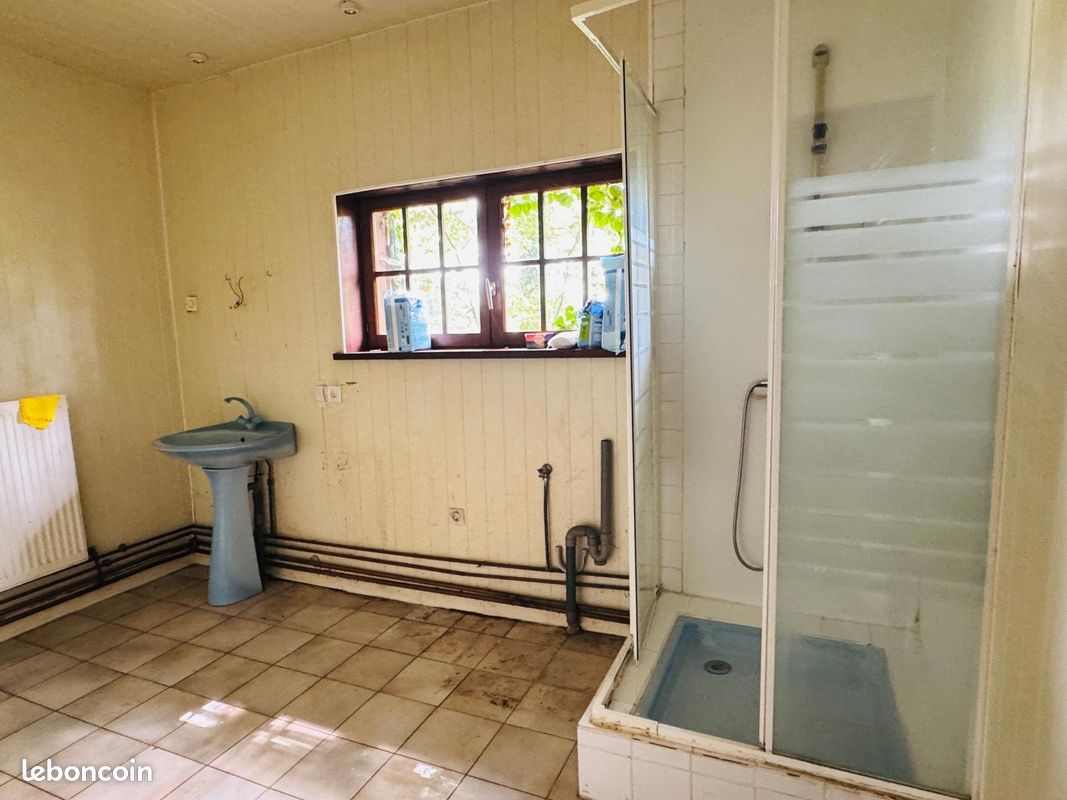 Immeuble 105 m² LE BOULAY-MORIN (image 8)