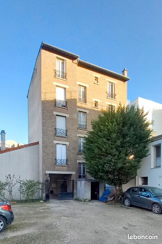 Immeuble 364 m² · à Bondy · 364 m² · 1 460 000 €