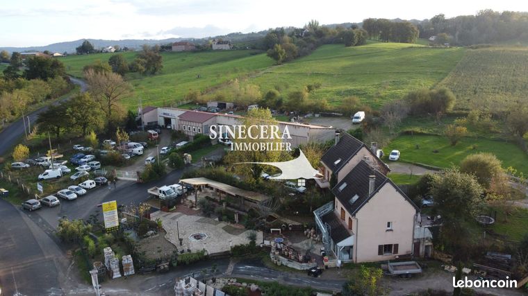 Immeuble 1300 m² Auzits