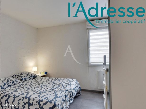 https://img.leboncoin.fr/api/v1/lbcpb1/images/3a/79/69/3a7969e4e32090de6c1dff9299849b474ff6af21.jpg?rule=ad-image