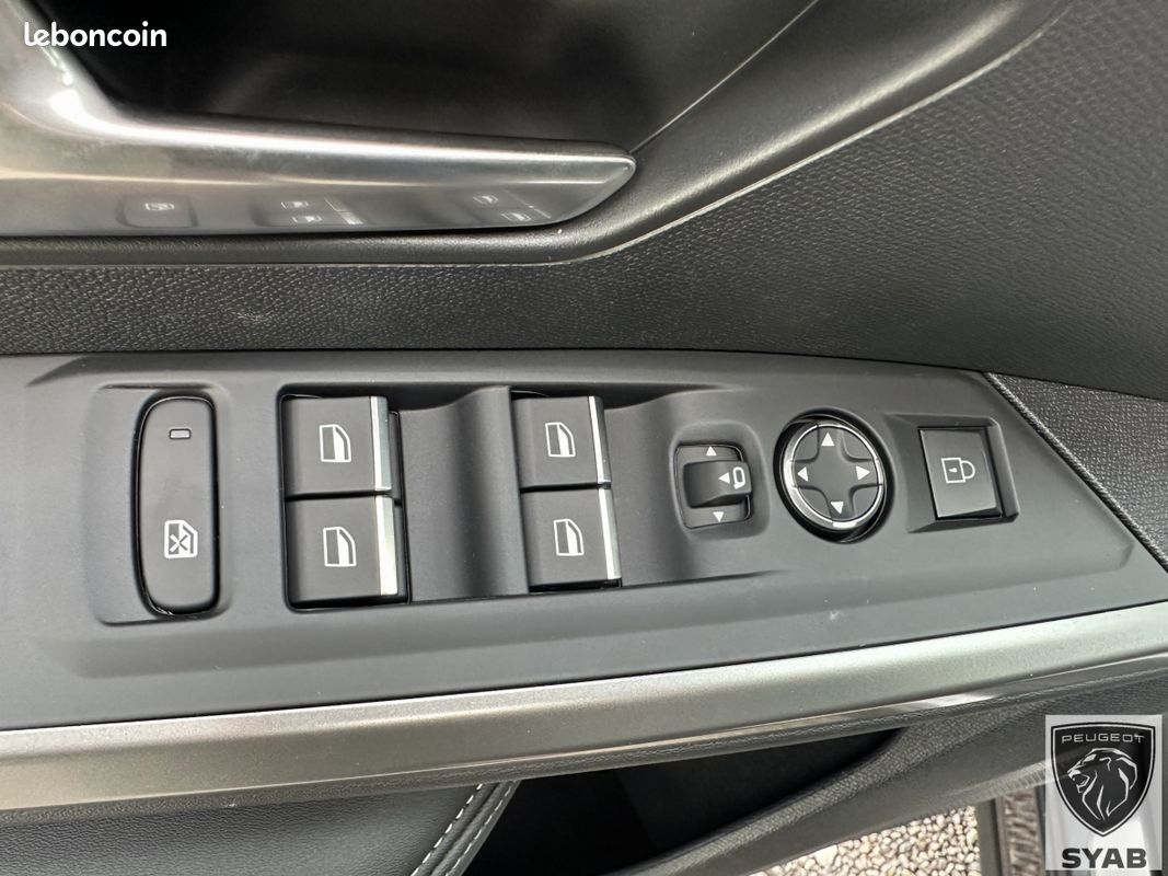 Peugeot 3008 III 1.2I HYBRID -145 BV E-DCS6 GT (image 14)