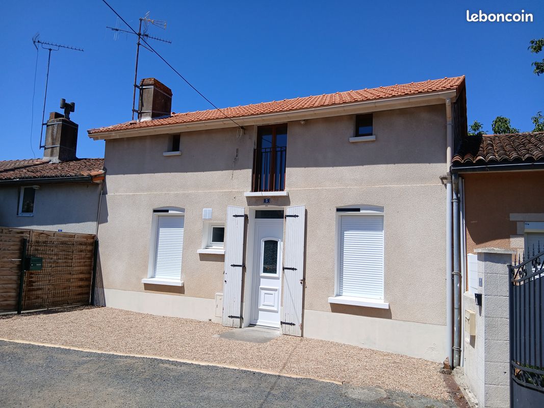 Maison 4 pièces 86 m² · à Lys-Haut-Layon · 86 m² · 110 000 €