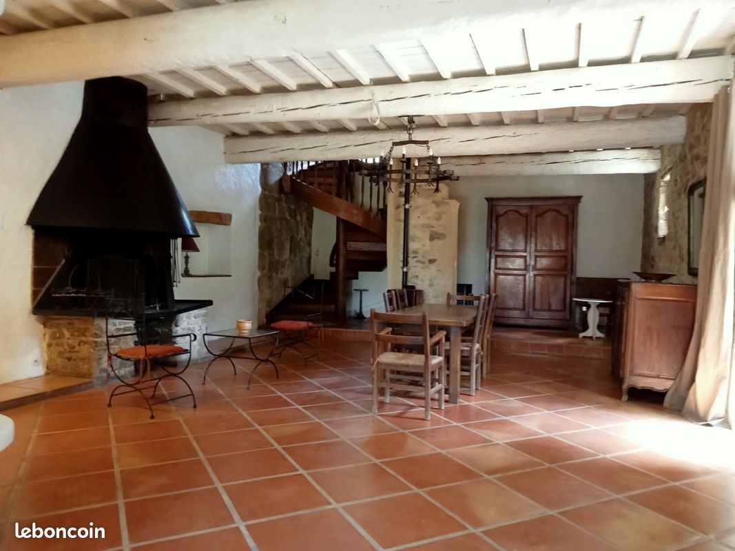 Maison 4 pièces 120 m² · à Ginestas · 120 m² · 1 050 €