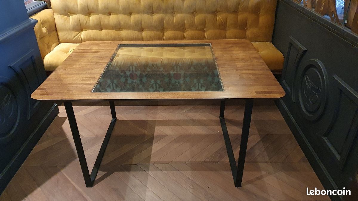 Table design chêne massif et acier pièce unique (image 1)