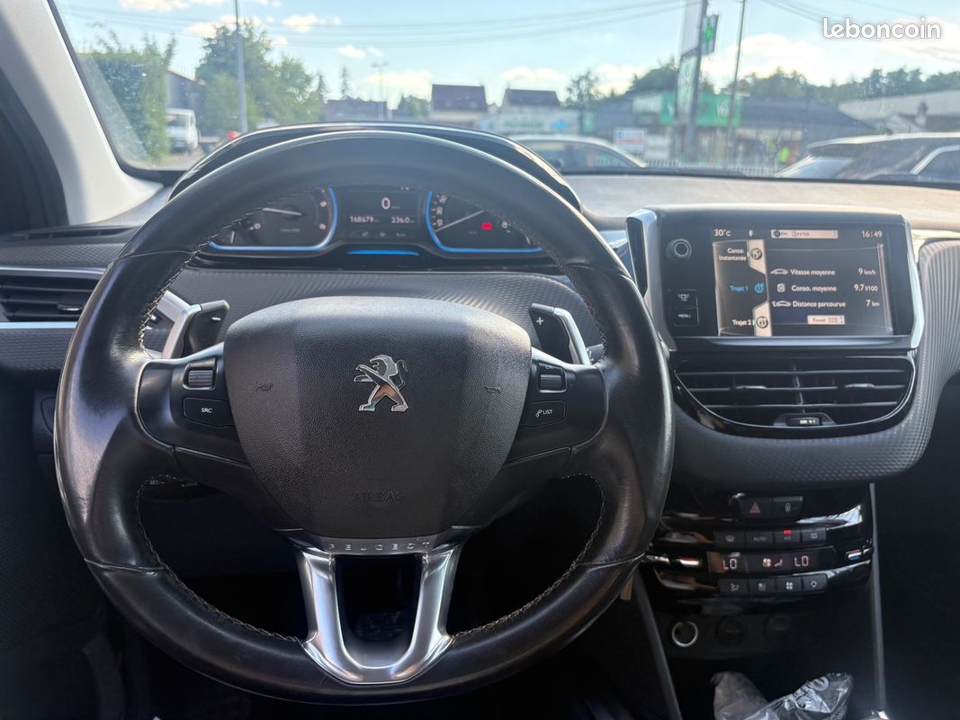 Peugeot 2008 1.6 e-hdi 92ch ETG6 BUSINESS (image 18)