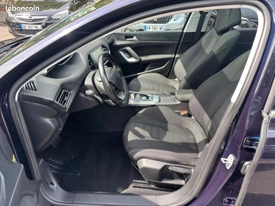 Peugeot 308 GENERATION-II 1.2 THP 130 STYLE EAT BVA (image 12)