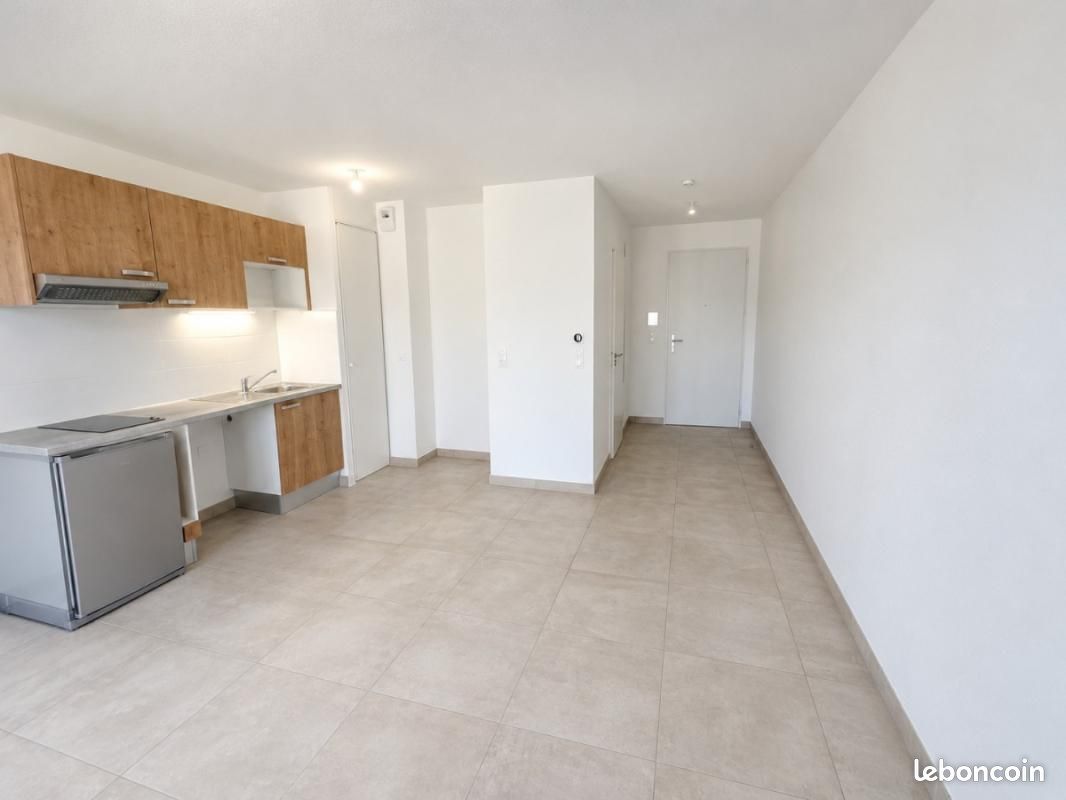 Appartement 1 pièce 34 m² · à Cenon · 34 m² · 526 €