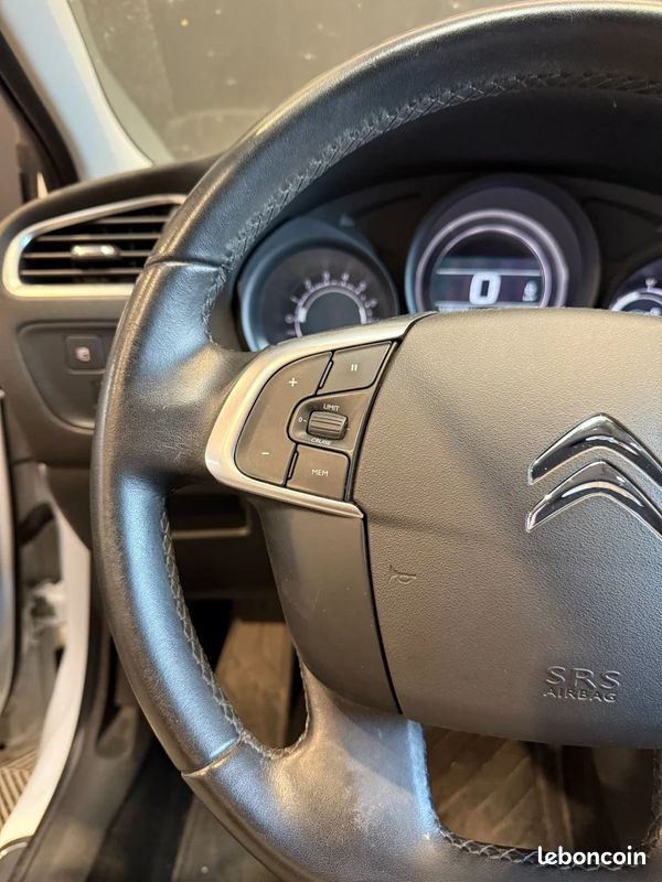Citroen c4 edition millenium 130ch / airbag takata fait / distribution 2024 (image 13)
