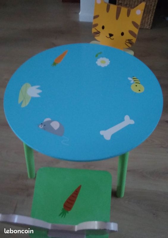 Table et chaises enfant (image 1)