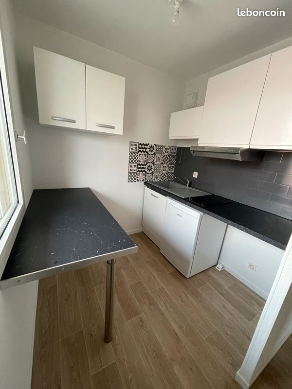 Appartement 1 pièce 31 m² · à Castanet-Tolosan · 31 m² · 556 €
