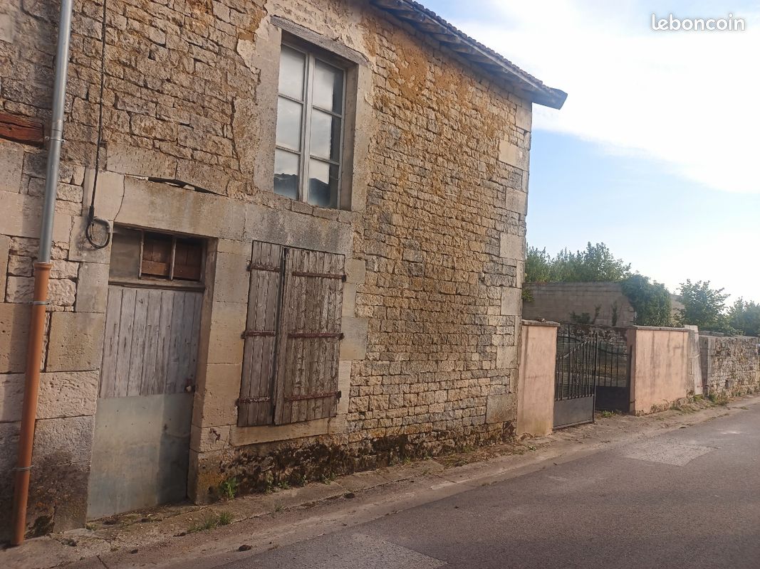Maison 2 pièces 65 m² · à Juvigny-en-Perthois · 65 m² · 10 500 €