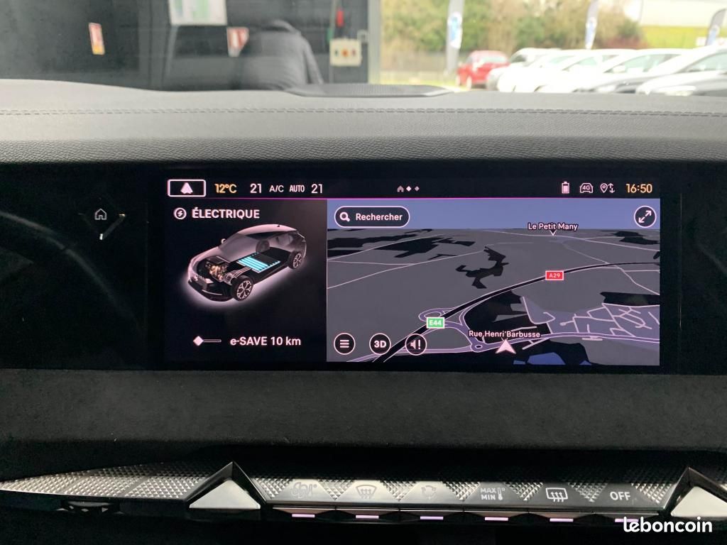 DS DS4 E-Tense - 225 Performance Line + / Caméra de recul/ CarPlay (image 18)