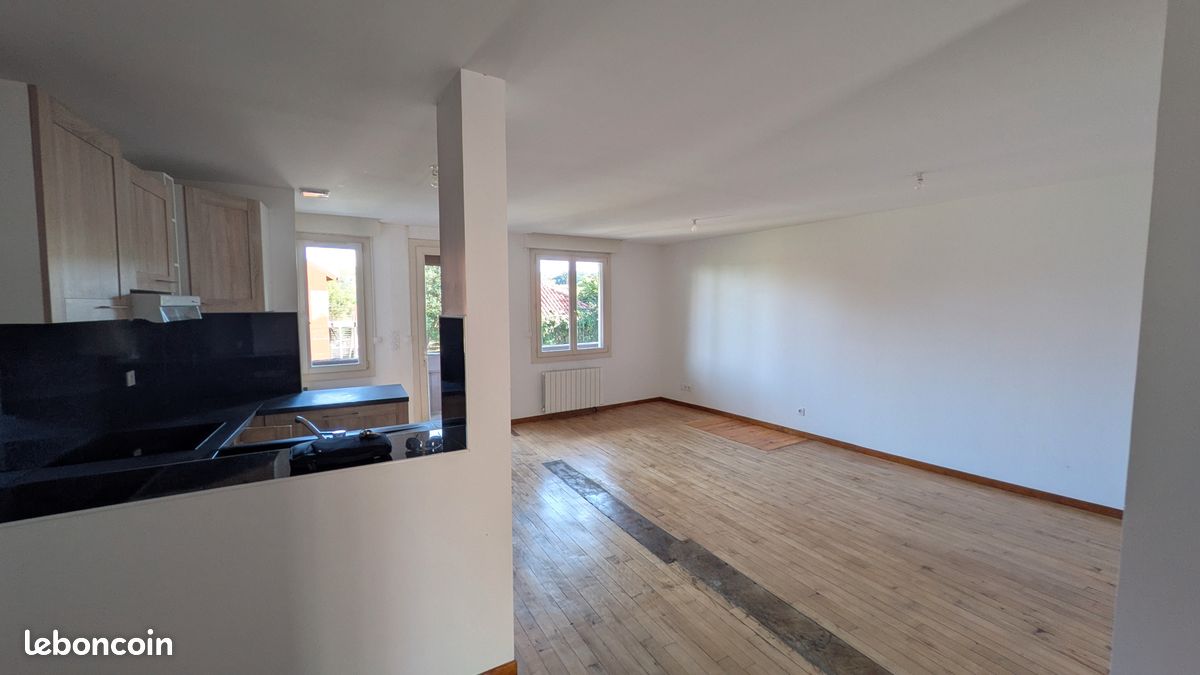 Appartement 3 pièces 76 m² · à Cazères · 76 m² · 690 €/mois