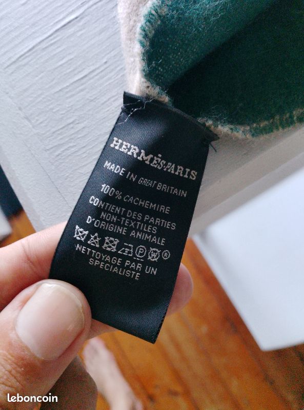 Écharpe casaque Hermès 100 % cachemire porte clefs verte (image 5)