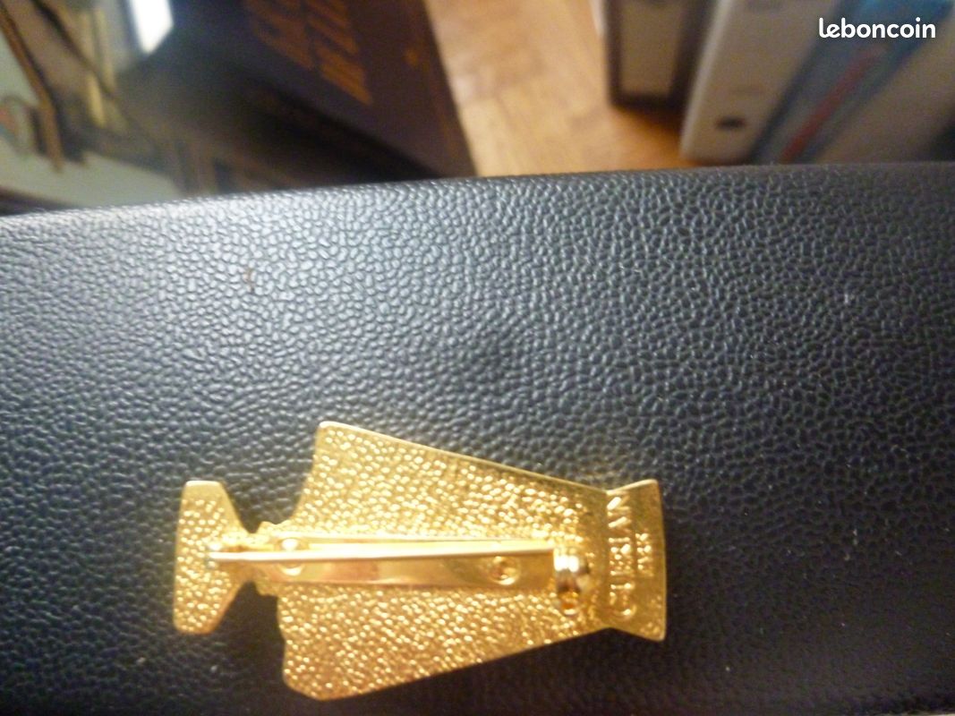 Broche Guerlain (image 2)