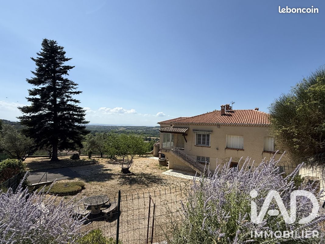 Maison 7 pièces 175 m² · à Villedieu · 175 m² · 300 000 €